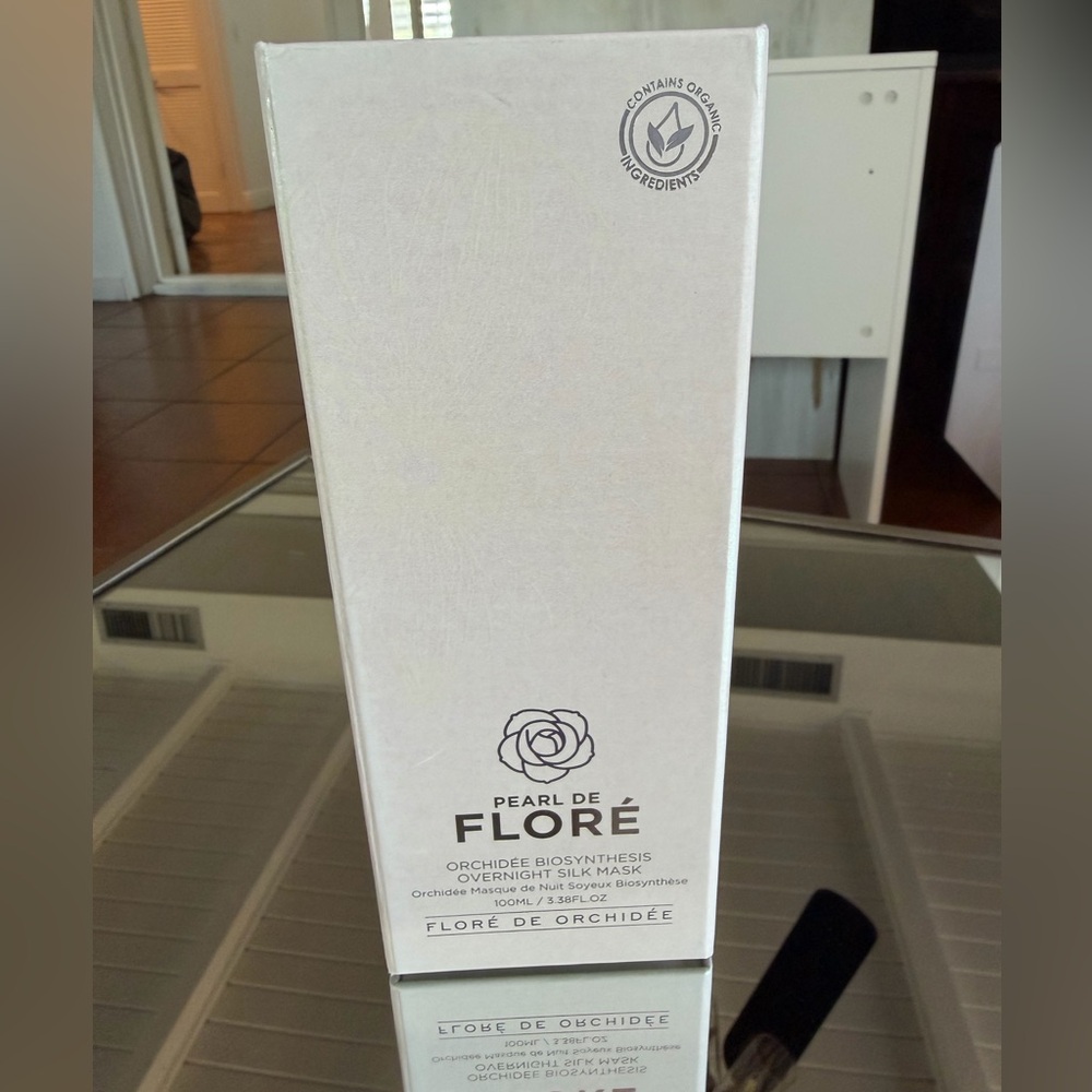 Overnight Silk Mask — White